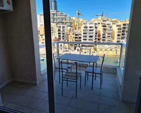St Julians Bay Sea Front Apartment