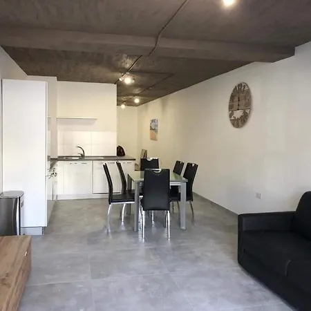 St Julians Bay Sea Front Apartment