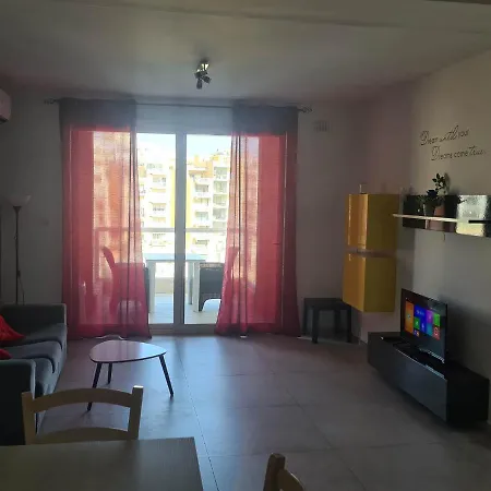 St Julians Bay Sea Front Appartement *