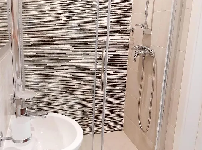 St Julians Bay Sea Front Апартаменты